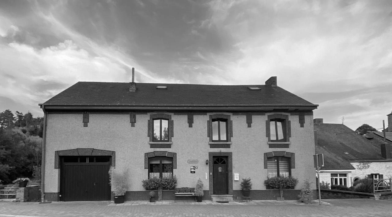 Au Fil De L'Eau Hotell Grupont Exteriör bild